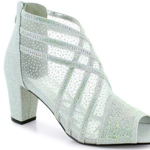 Sliver glitter 3 inch block heel only wore once